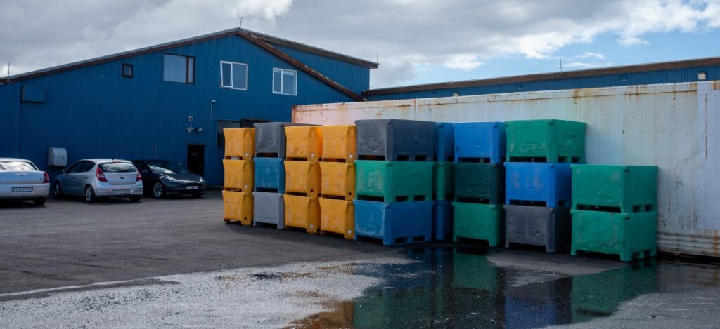 Gardur outside 3 (Medium)