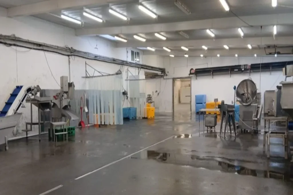 working-area-2-1024x472