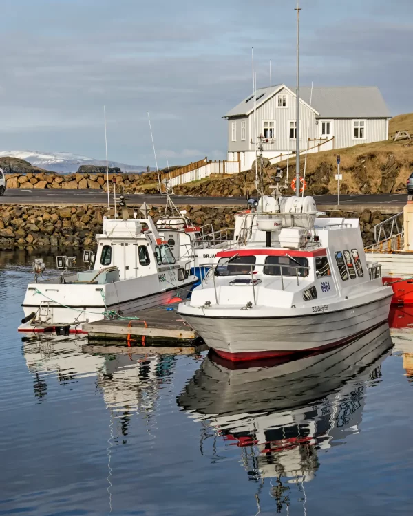 boats-icelandic-harbour